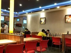 大堂-尊宝比萨(较场口店)
