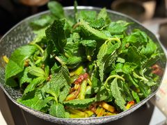 虾酸牛肉-旺福·贵州酸汤牛肉火锅(陆悦天地店)