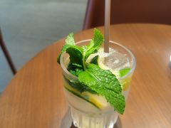 柠檬蜂蜜苏打-小西家作(富力爱丁堡店)
