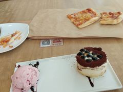 -必胜客(WOW梧州旺城店)