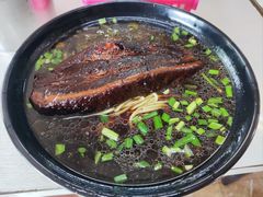 -小龙大肉面馆