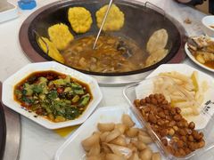 -鲁员外地锅鸡地锅鱼(古墩路店)