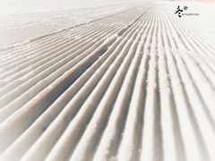 -庙香山滑雪场