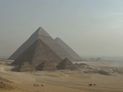 -吉萨金字塔群