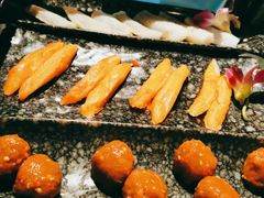-新哥老官·畅吃123·美蛙世界(苏宁广场店)