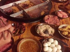 -岗上渣渣老火锅(两路口店)