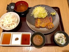 -牛カツ京都勝牛(河原町蛸薬師店)