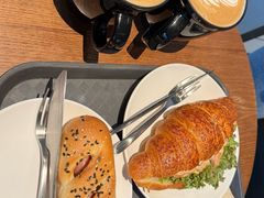 -星巴克(日月光店)