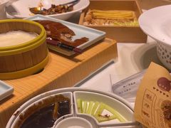 -鹊华居·地道鲁菜·海鲜·融合味(大明湖店)