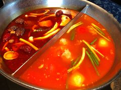 -湊湊火锅·茶憩(新中关购物中心店)