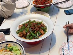 -阿瓦山寨·湘菜现炒·剁椒鱼头王(咸阳总店)