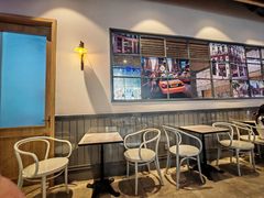 -巴黎贝甜(大宁国际商业广场店)