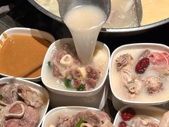 -捞王锅物料理(上海世茂广场店)