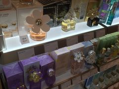 -新世界百货(明洞总店)