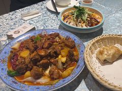 -巴扎美食·新疆菜·西域歌舞表演餐厅(新疆大厦店)