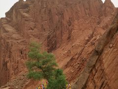 -天山神秘大峡谷