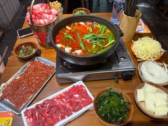 -黔有有贵州酸汤夺夺粉火锅(五味十字店)