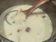 墨脱石锅鸡-敏珠拉姆藏餐·南京厨房(富春江东街店)