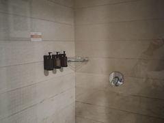 -绍兴鉴湖君澜大酒店