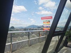 -四月吧餐厅(正阳步行街店)