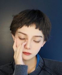 -A梦造型