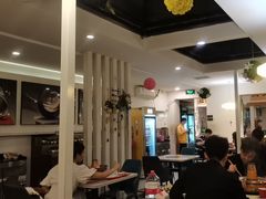 -毛辣果·贵州红酸汤牛肉火锅(西单店)