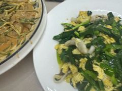 -老码头黑皮肘子锅包肉熏酱水饺(文政街店)