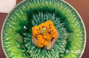 Aged Wine-Marinated Sweet Shrimp with Sea Urchin