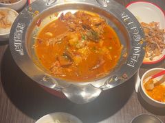 -胖哥俩肉蟹煲(济南世茂国际广场店)