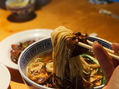 蛤蜊猪肝面-沪西老弄堂面馆(定西路店)