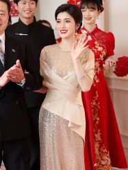 -莫小姐婚纱