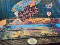 -雍容荟帝王蟹活龙虾展台自助(IFS黑金店)