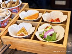 -菌自由丨野生菌火锅特色庭院餐厅(丽江古城店)
