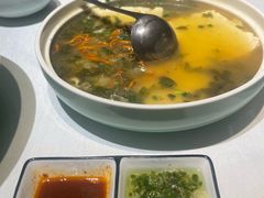 -江城小馆陕南妈妈菜·全球旅行餐厅(钟楼店)