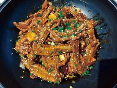 -张大师鸭爪爪特色火锅(万达店)