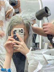 -Tloml salon