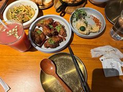 -SHAN山(前滩太古里店)