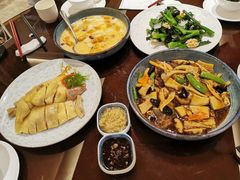 -广州中心皇冠假日酒店·百粤楼