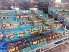 -上海龙吴水胜海发市场