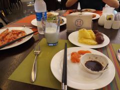 -岷山饭店-芝芝自助餐厅