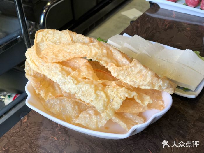 福牛阁潮汕牛肉火锅广东炸腐皮图片 - 第1张