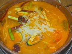 -洱火云南酸菜牛肉火锅(石景山当代商城店)