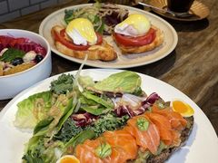 -Common Table · Brunch & Coffee