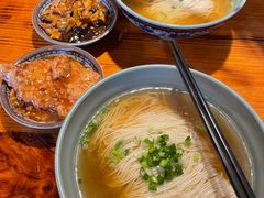 -老外婆本帮面(塔城路店)