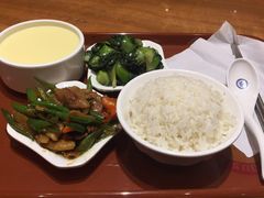 -白金汉爵大酒店-24小时餐厅