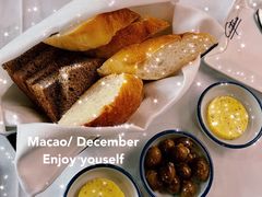 餐前面包-安东尼奥餐厅