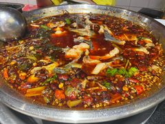 -小饕荟雅安贡椒鱼鲜馆(广福桥店)