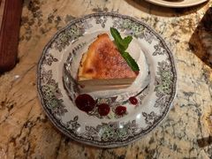 -BROWNSTONE布朗石西班牙餐厅(富城店)