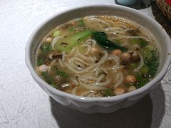 重庆地地道道的担担面-雲蜀龙阁·金牌水煮鱼(方庄店)