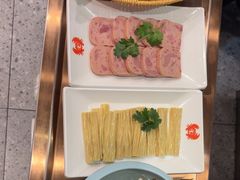 -七欣天香辣蟹火锅(闵行浦江欢乐颂店)